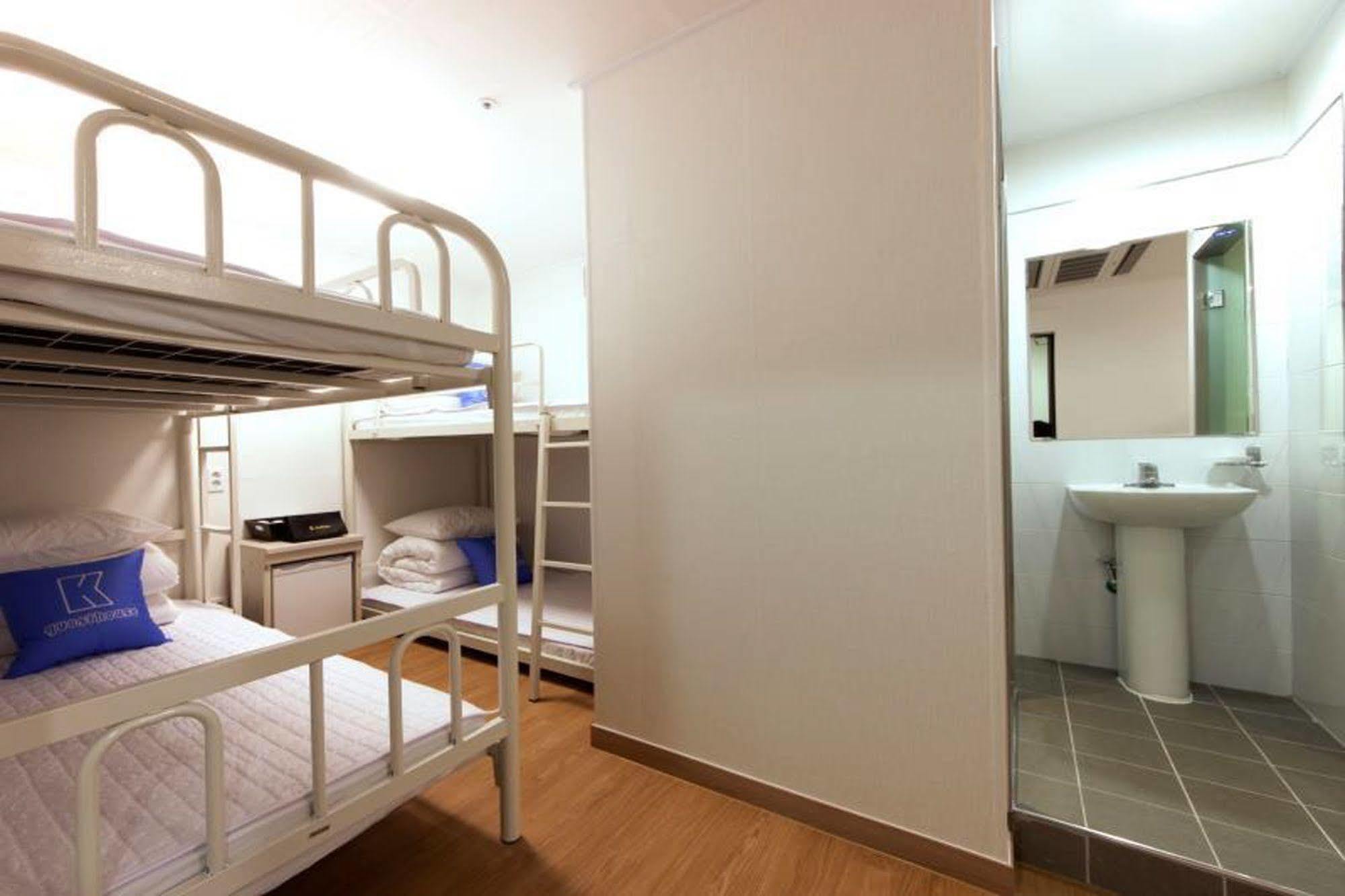 K-Guesthouse Myeongdong 2 Seoul Exterior photo